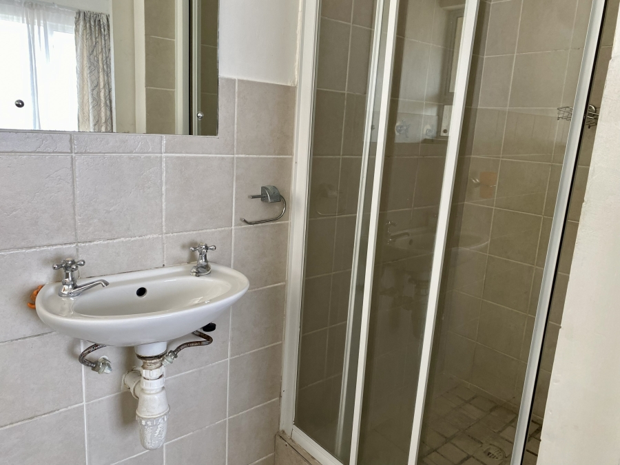 To Let 3 Bedroom Property for Rent in Capricorn Western Cape